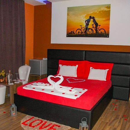 Hotel Golden Шкодер Екстер'єр фото