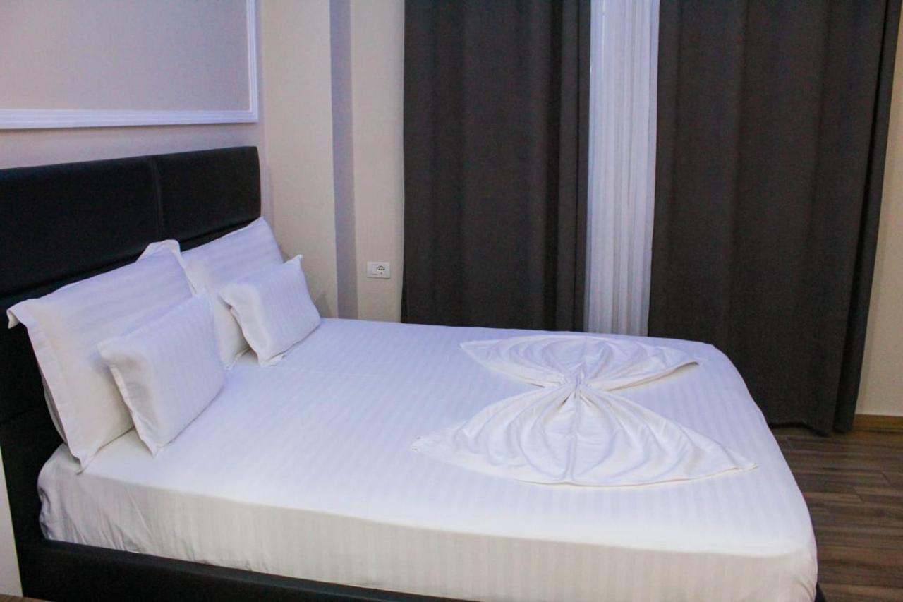 Hotel Golden Шкодер Екстер'єр фото