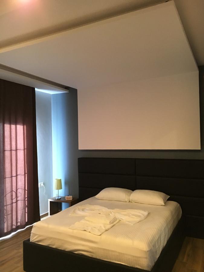 Hotel Golden Шкодер Екстер'єр фото
