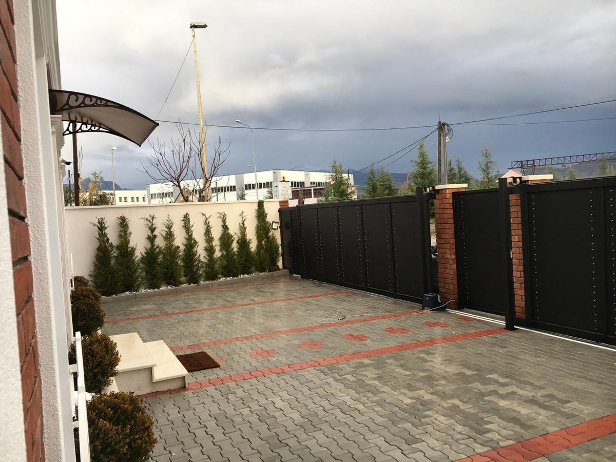 Hotel Golden Шкодер Екстер'єр фото