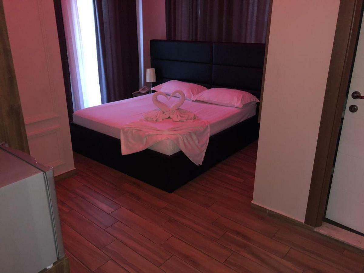 Hotel Golden Шкодер Екстер'єр фото